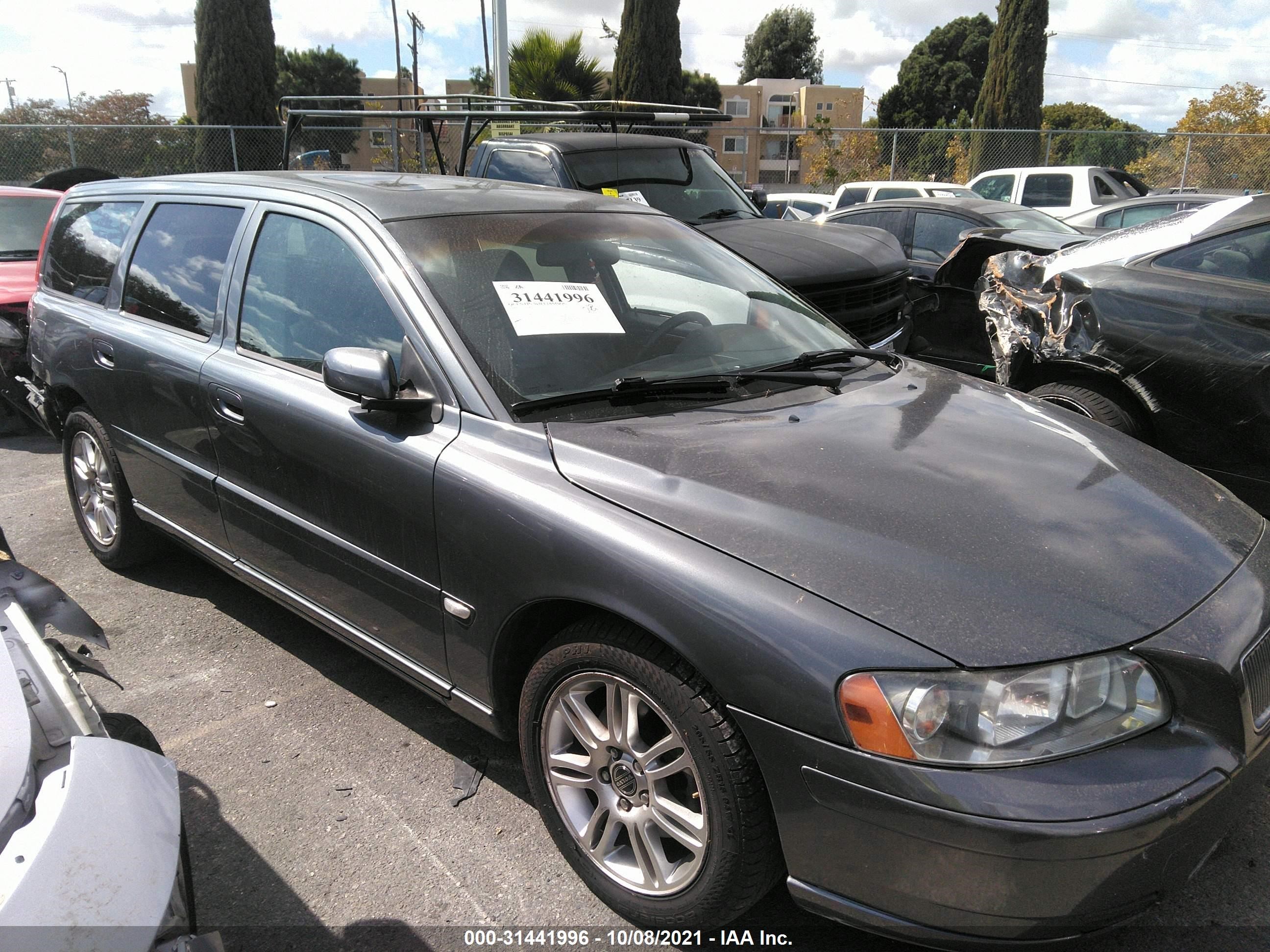 VOLVO V70 2006 yv1sw640162551291