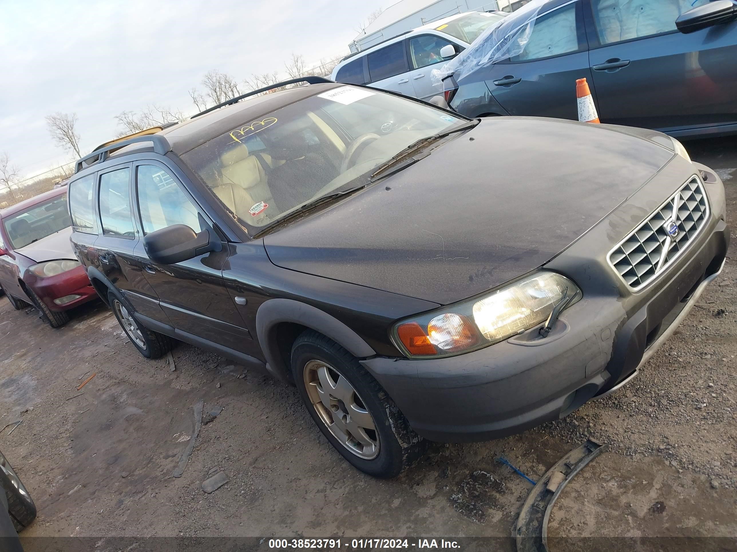 VOLVO V70 2001 yv1sz58d711003857