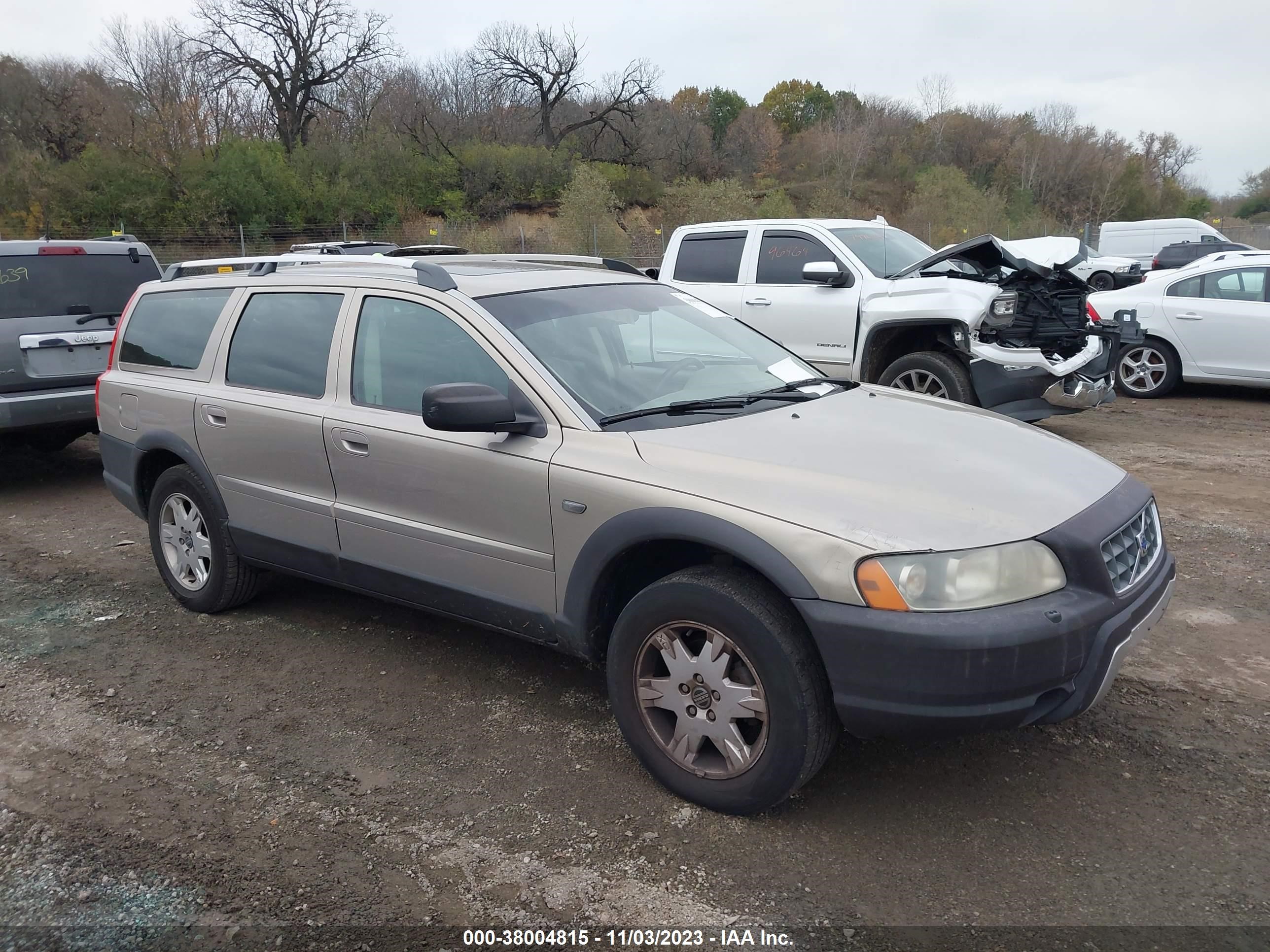 VOLVO XC70 2005 yv1sz592651192228