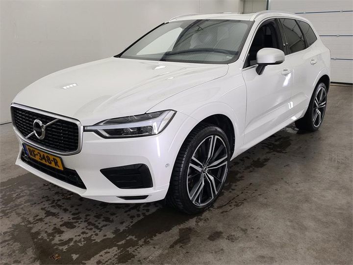 VOLVO XC60 2017 yv1uz10bcj1030287