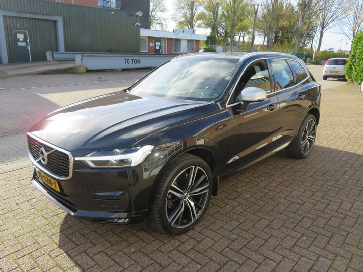 VOLVO XC60 2018 yv1uz25bcj1094482