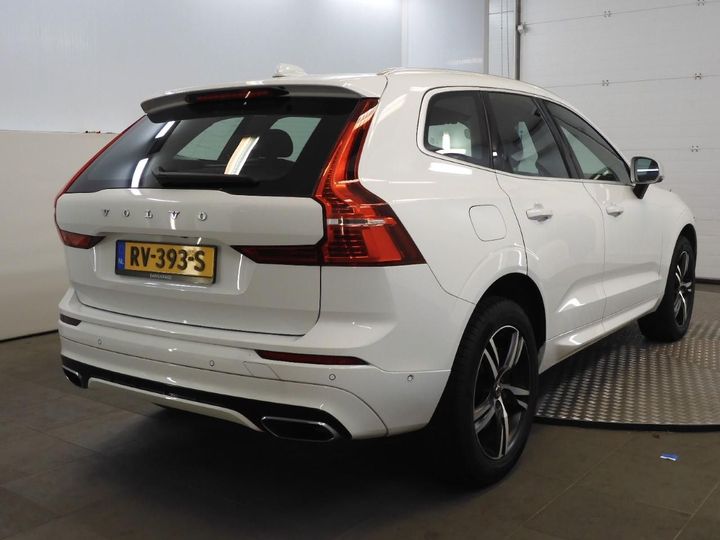 VOLVO XC60 2018 yv1uz25bdj1074856