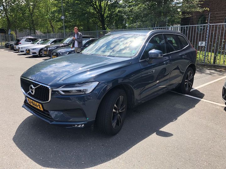 VOLVO XC60 2018 yv1uz25bdj1108564