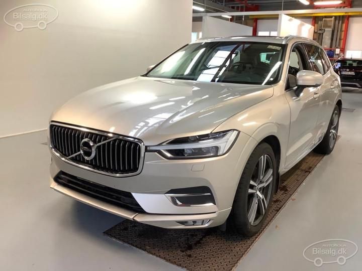 VOLVO XC60 SUV 2018 yv1uz25uck1271117