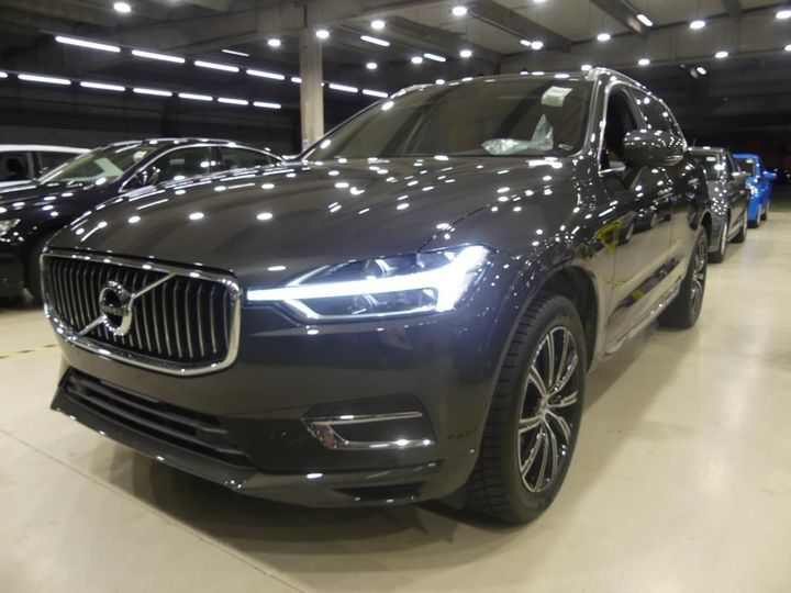 VOLVO XC60 2018 yv1uz25uck1277167