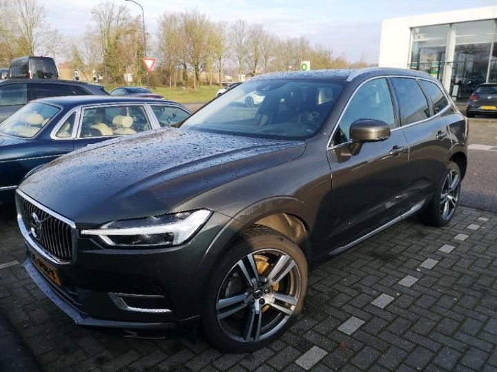 VOLVO XC60 2018 yv1uz25udjk191155