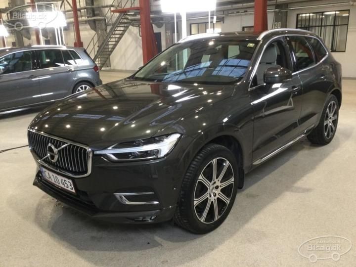 VOLVO XC60 SUV 2018 yv1uz68ucj1062826