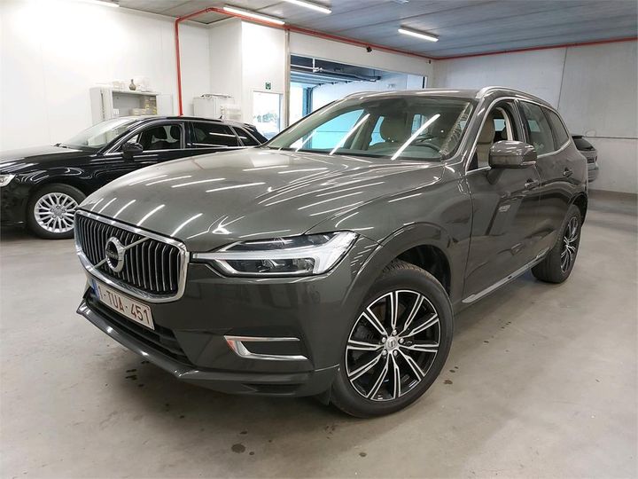 VOLVO XC60 2018 yv1uz68ucj1075053