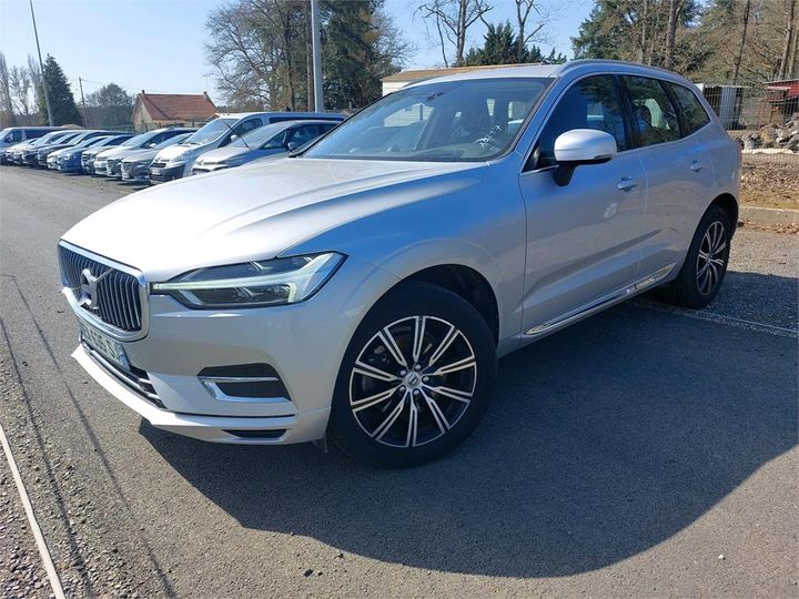 VOLVO XC60 2018 yv1uz68ucj1091102