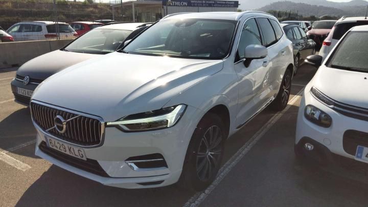 VOLVO XC60 2018 yv1uz68ucj1102760