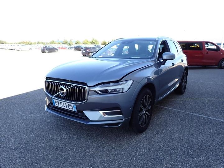 VOLVO XC60 2018 yv1uz68uck1182542