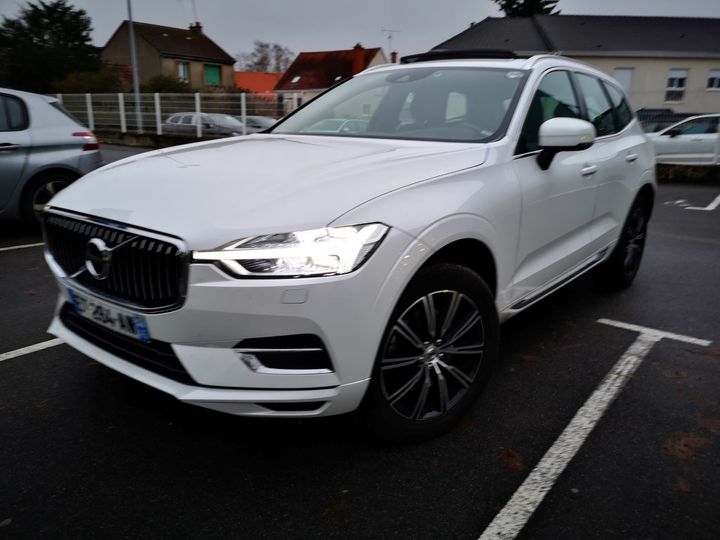 VOLVO XC60 2017 yv1uza8bcj1034086