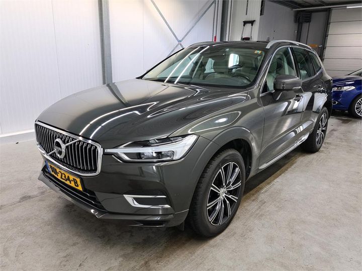 VOLVO XC60 2017 yv1uza8bcj1034112