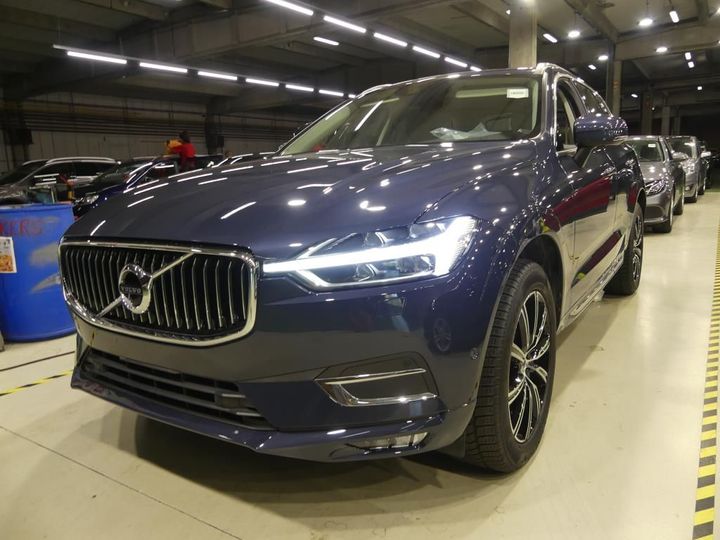 VOLVO XC60 2018 yv1uza8u1k1272764