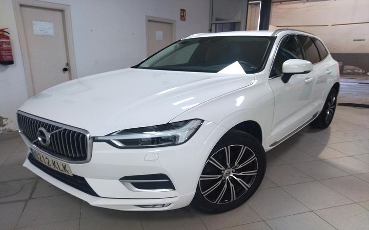 VOLVO XC60 2018 yv1uza8ucj1075859