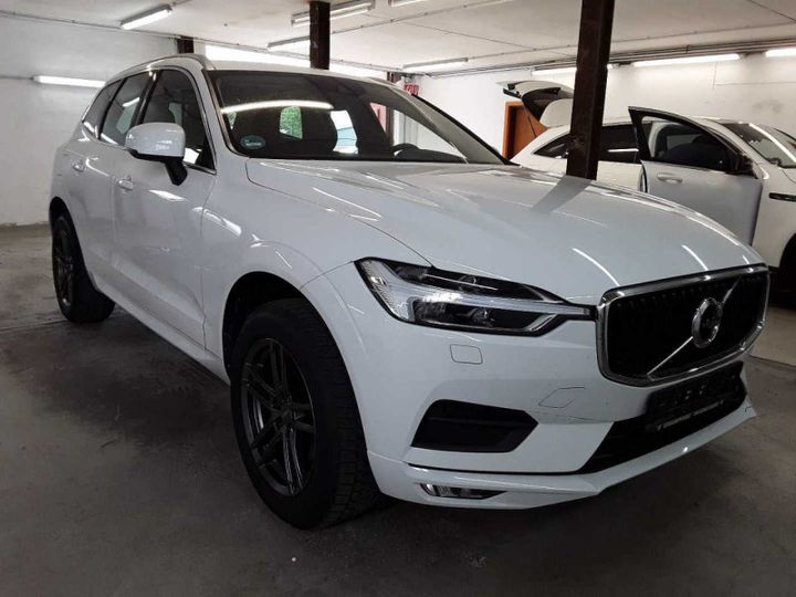 VOLVO XC60 2019 yv1uza8udl1483751