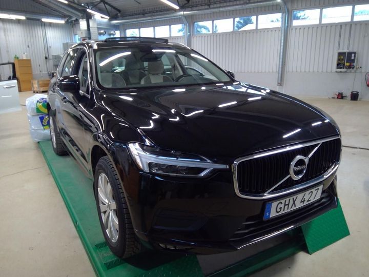 VOLVO XC60 2018 yv1uza8vcj1089465