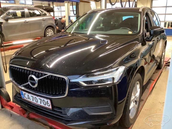 VOLVO XC60 SUV 2018 yv1uza8vdk1239885