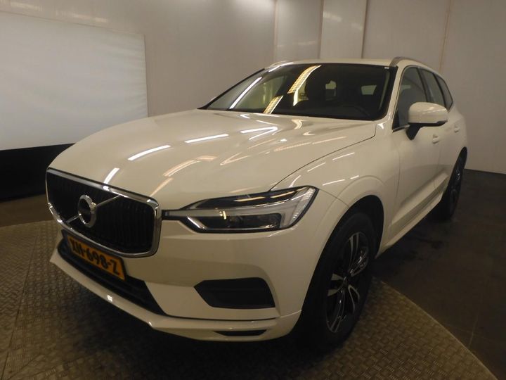 VOLVO XC60 2019 yv1uzaru1k1309624