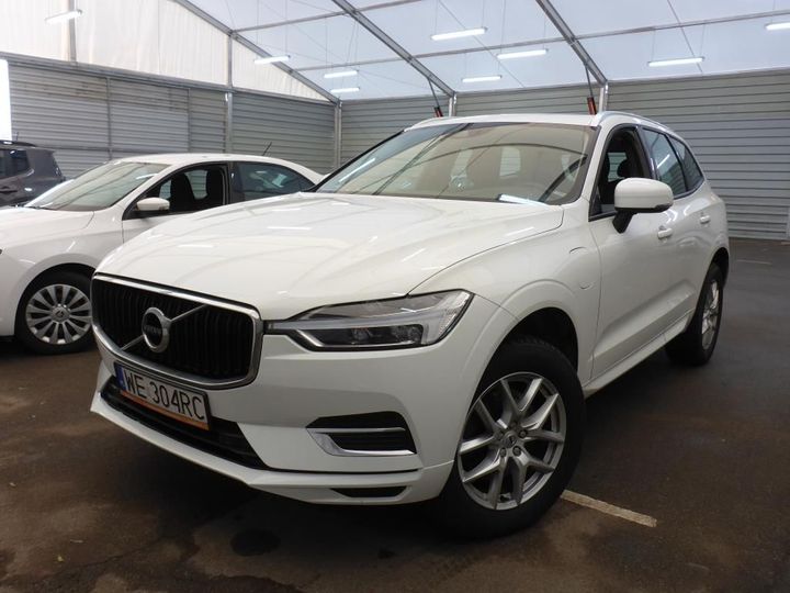 VOLVO XC60 2017 yv1uzbabdj1006659