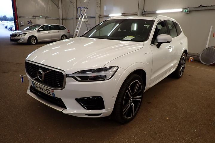 VOLVO XC 60 2017 yv1uzbabdj1026929