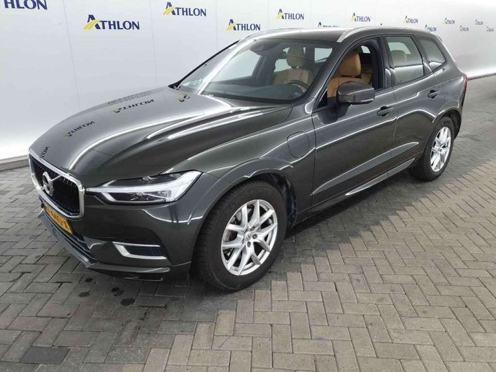 VOLVO XC60 2018 yv1uzbabdj1052188