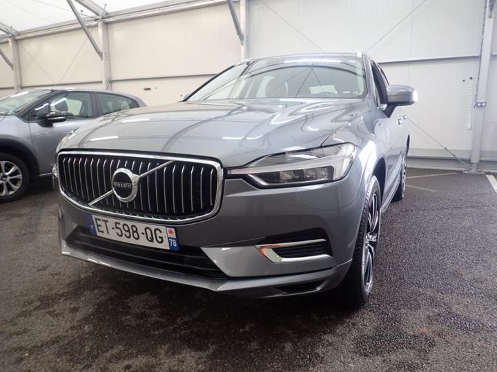 VOLVO XC60 2018 yv1uzbabdj1071275