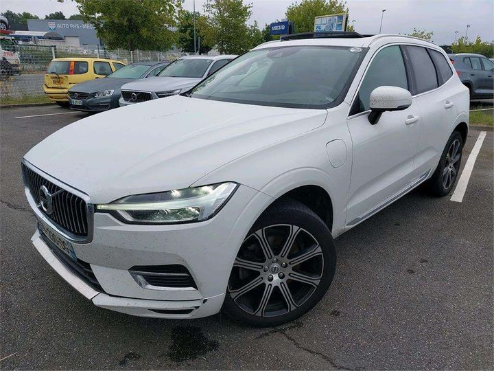 VOLVO XC60 2018 yv1uzbmudk1270282