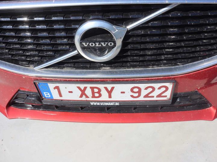 VOLVO XC60 2019 yv1uzbmvdl1473757