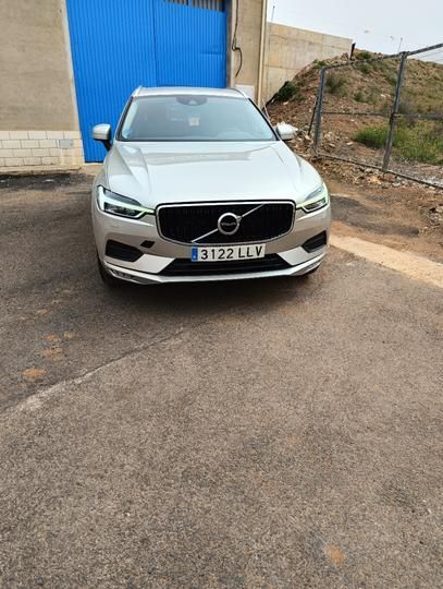 VOLVO XC60 B4 MOMENTUN 2020 yv1uzk5vcm1727938