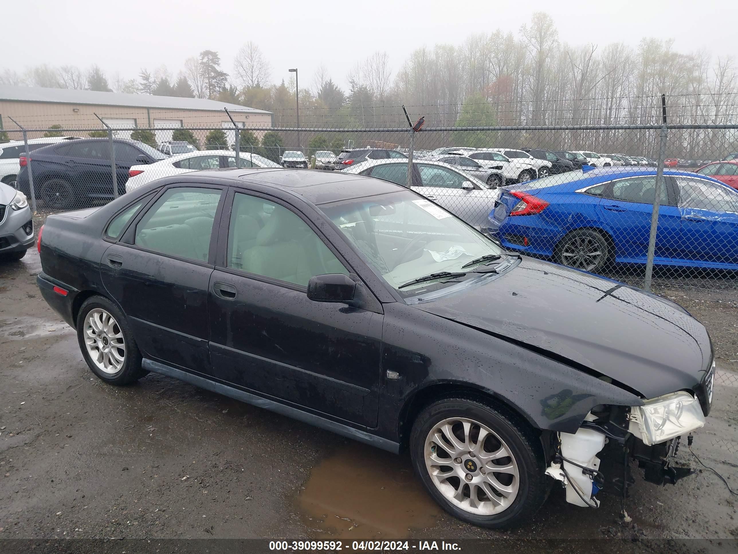 VOLVO S40 2004 yv1vs27574f027772