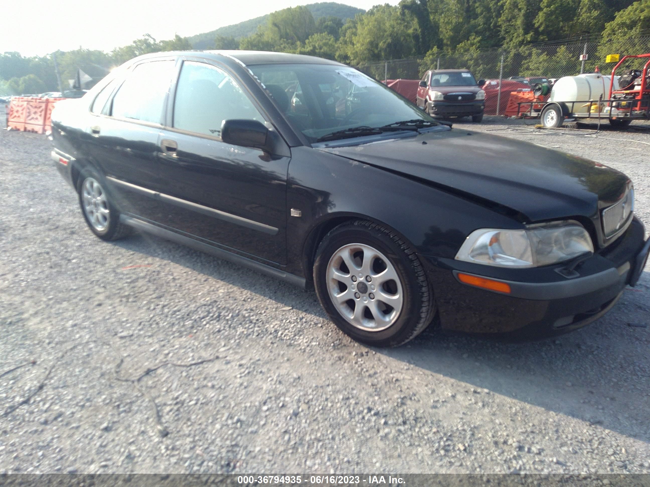 VOLVO S40 2002 yv1vs29532f806385