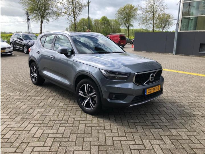 VOLVO XC40 2019 yv1xz13bcj2001618