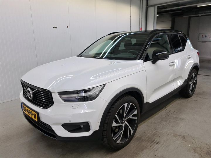 VOLVO XC40 2019 yv1xz13bck2089234