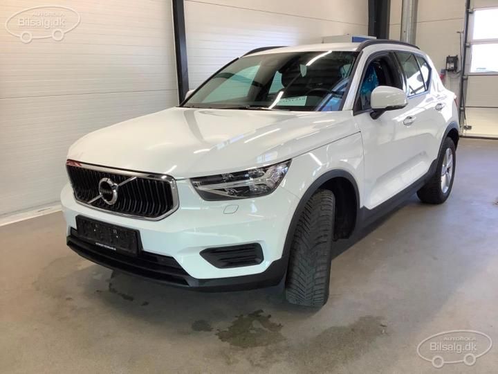 VOLVO XC40 SUV 2019 yv1xz14b1k2133026