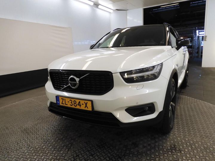 VOLVO XC40 2019 yv1xz15bdl2193650