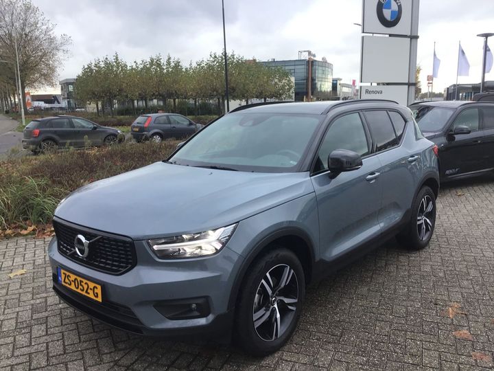 VOLVO XC40 2019 yv1xz15vdl2195504