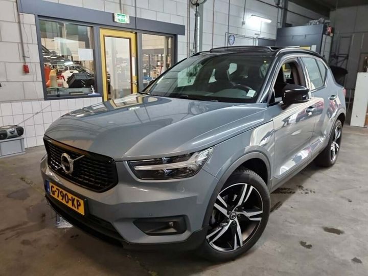 VOLVO XC40 2019 yv1xz15vdl2244172