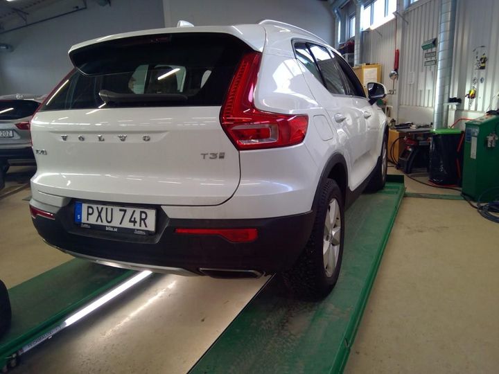 VOLVO XC40 2020 yv1xz15vdl2271183