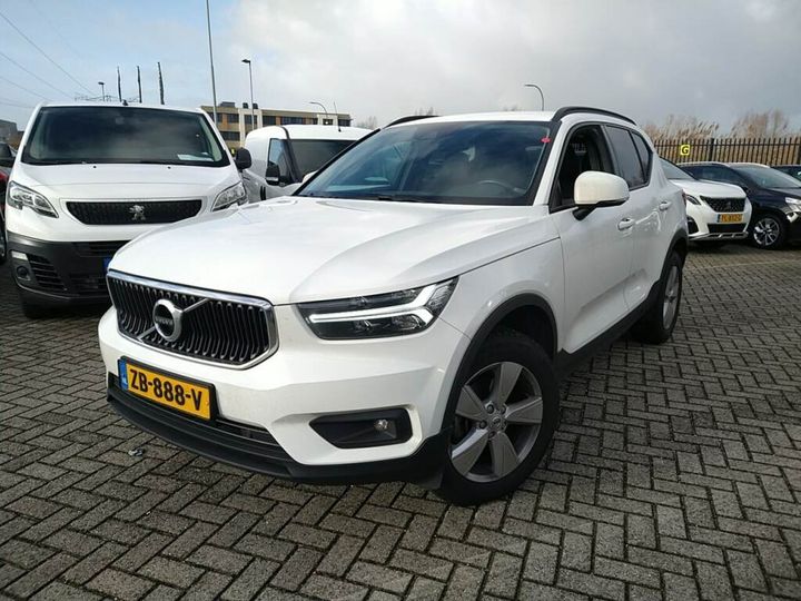 VOLVO XC40 2019 yv1xz72bdk2130654