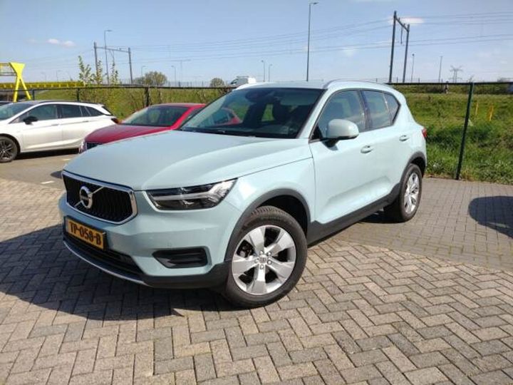 VOLVO XC40 2018 yv1xz72v1k2077163