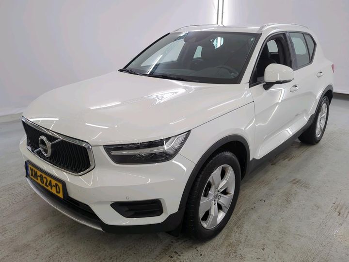 VOLVO XC40 2019 yv1xz72v1k2118923