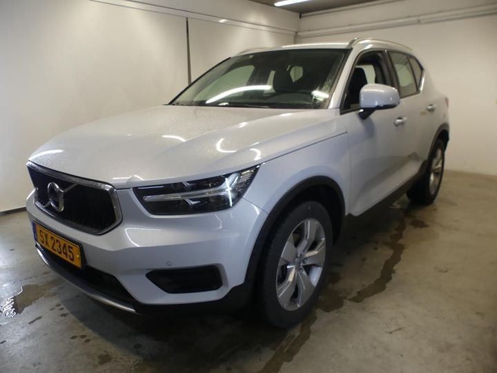 VOLVO XC40 2019 yv1xz72v1l2174663