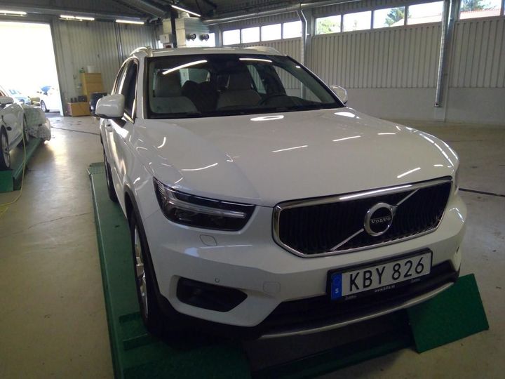 VOLVO XC40 2018 yv1xz72vdk2087122