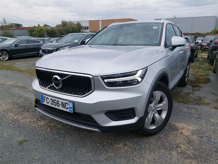 VOLVO XC40 2018 yv1xz72vdk2109876