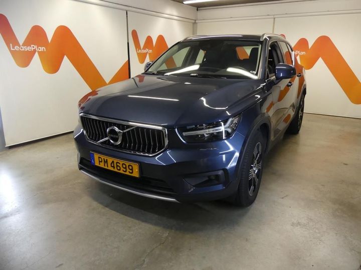 VOLVO XC40 2019 yv1xz72vdk2142623