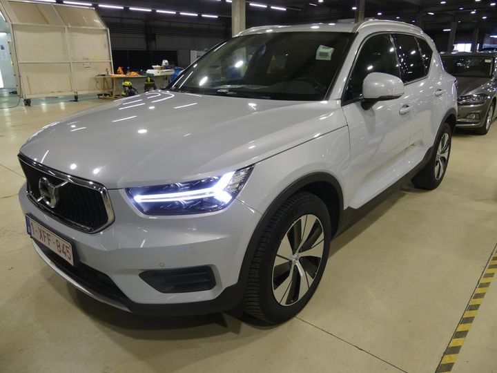 VOLVO XC40 2019 yv1xz72vdl2274028