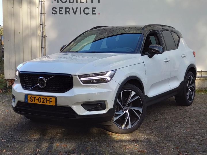 VOLVO XC40 2018 yv1xza6bcj2003402