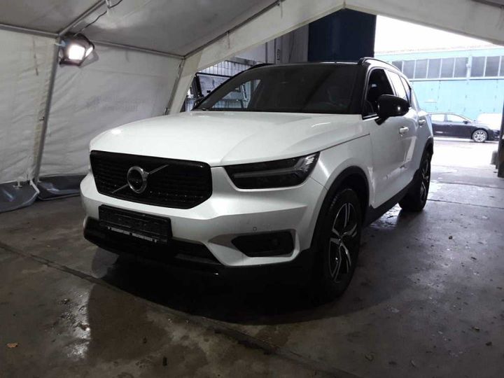 VOLVO XC40 2018 yv1xza6vck2090610