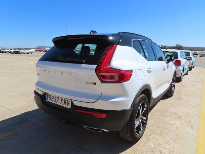 VOLVO XC40 2019 yv1xza6vck2149790